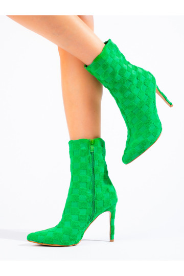 Nízké dámské kozačky na podpatku 2