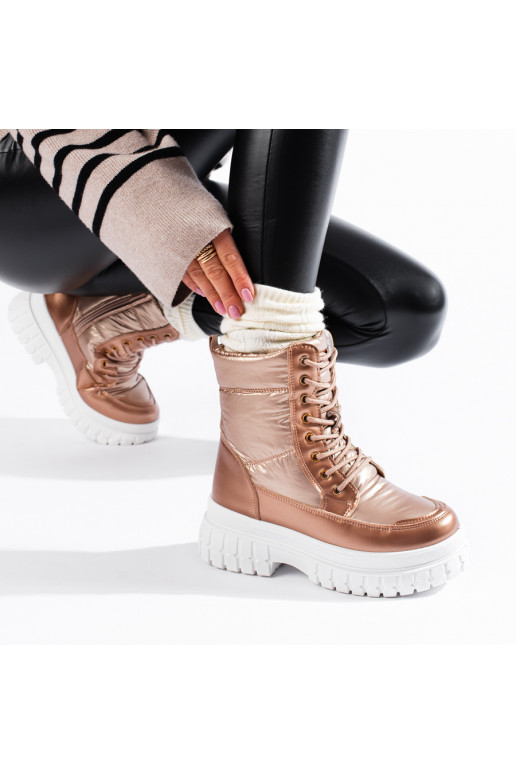 Zlaté dámské sněhule se šněrováním