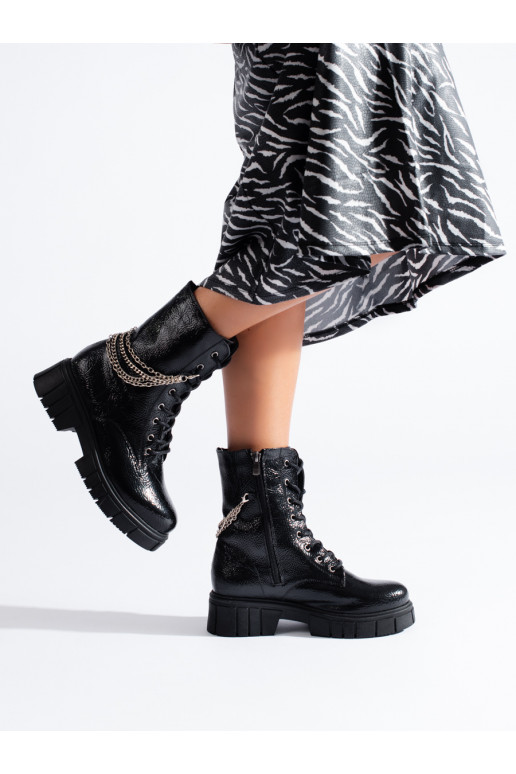 Černé kotníkové boty s řetízky Sokolski