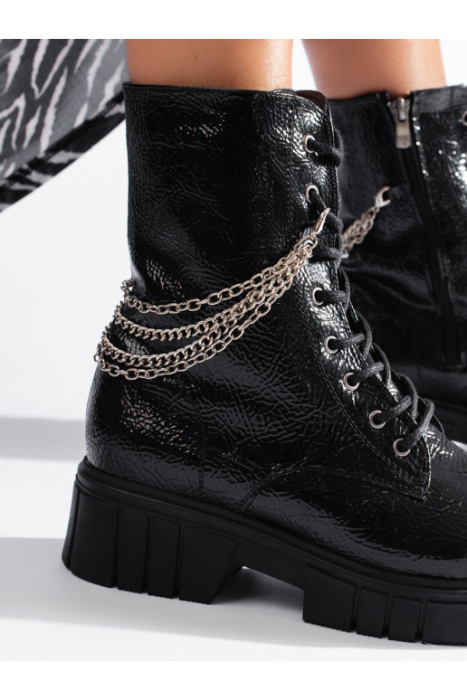Černé kotníkové boty s řetízky Sokolski