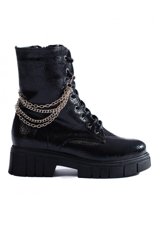 Černé kotníkové boty s řetízky Sokolski