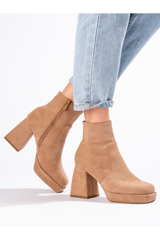 Dámské kotníkové boty na širokém podpatku