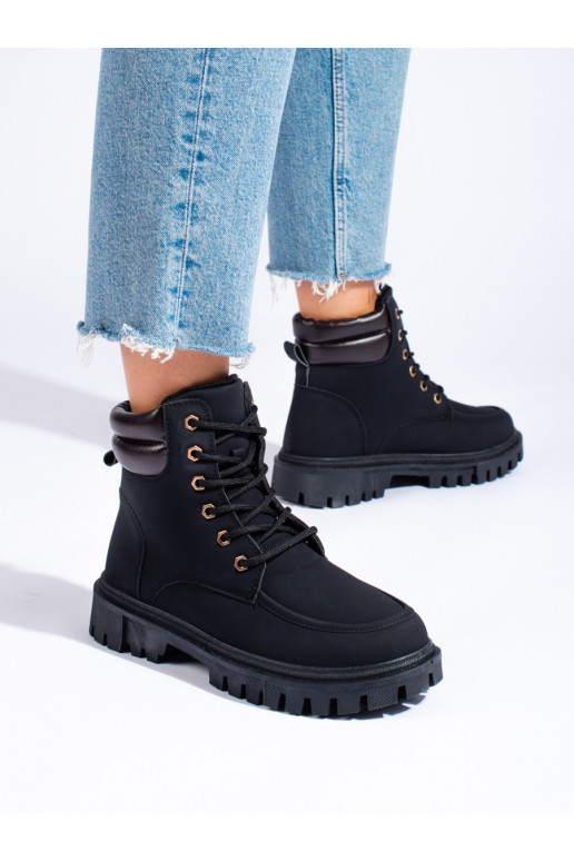 Černé dámské traperky