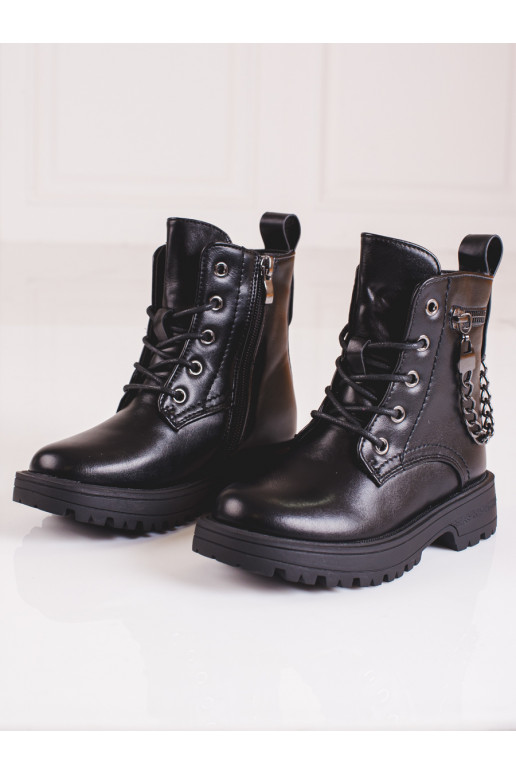 Černé dívčí kotníkové boty s řetízkem