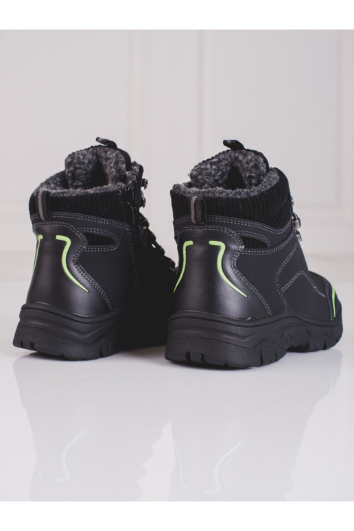 Černé chlapecké trekové boty