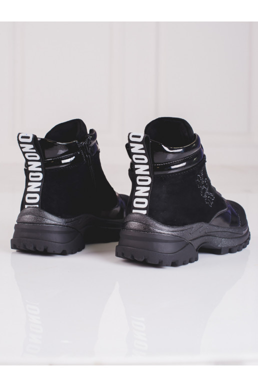 Dívčí kotníkové boty na silné podrážce