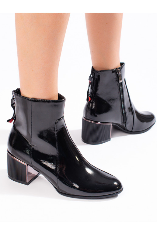 Lakované dámské černé kotníkové boty