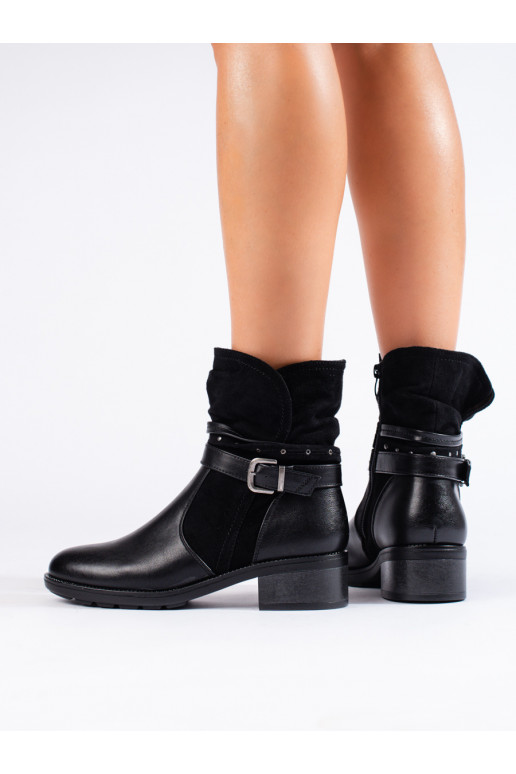 Dámské kozačky s ozdobným páskem