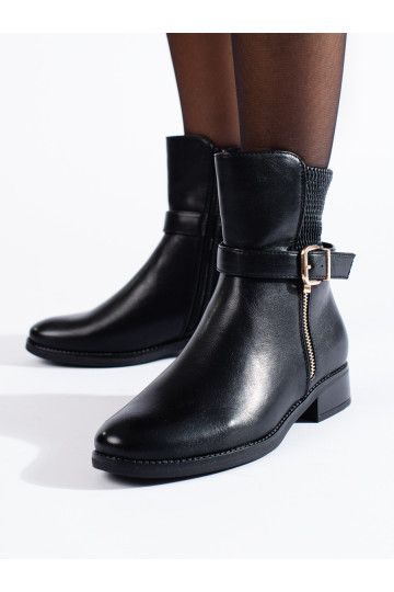 Dámské kotníkové boty na plochém podpatku 2