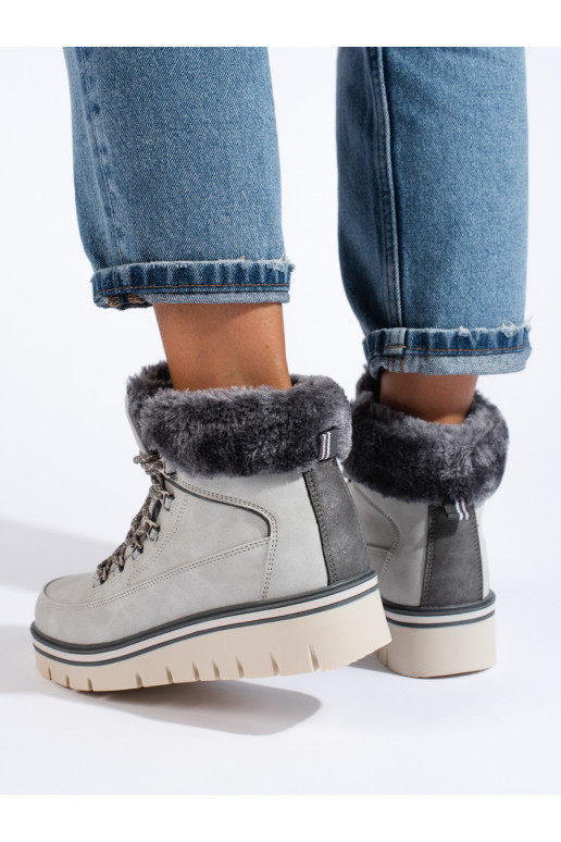 Dámské traperky na platformě