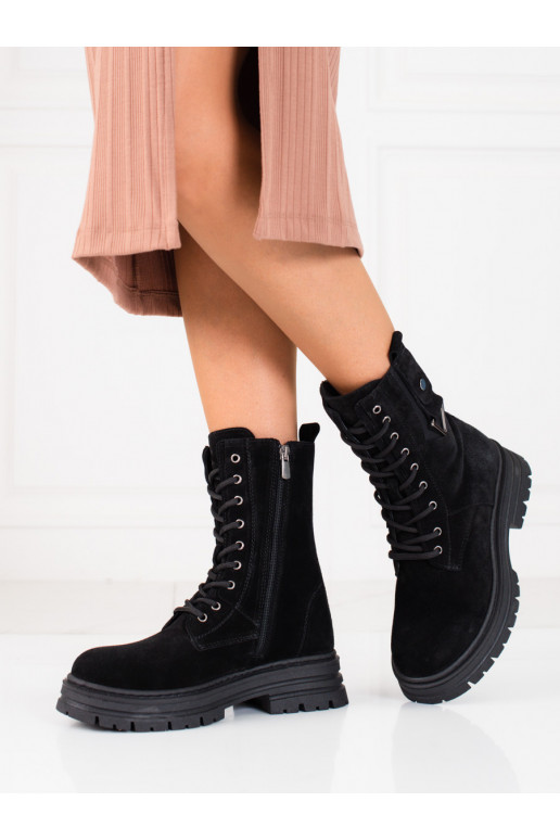 Vysoké dámské traperky z přírodní kůže