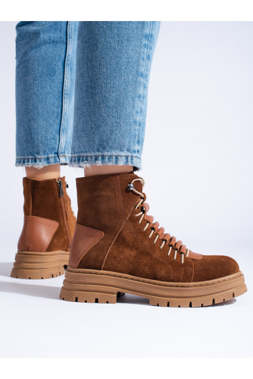 Hnědé boty z přírodní kůže