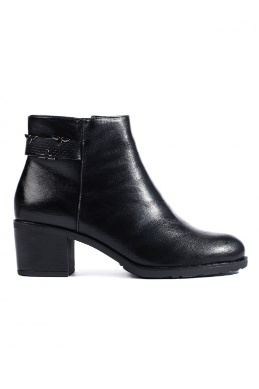 Klasické kotníkové boty na podpatku Daszyński