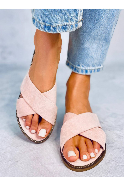 Šlepetės rožinės spalvos