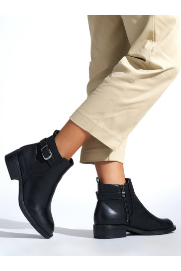 Černé klasické ploché dámské kotníkové boty 2