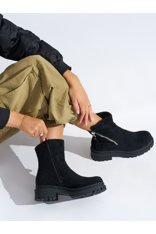 Černé dámské kotníkové boty s ozdobným zipem