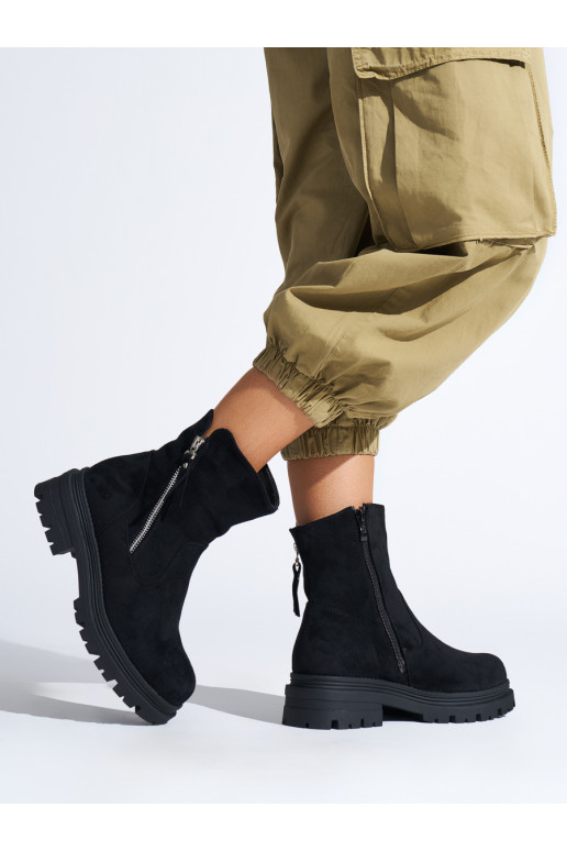 Černé dámské kotníkové boty s ozdobným zipem