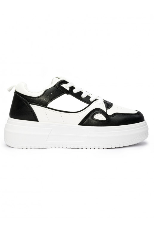 Černé dámské sportovní boty na platformě