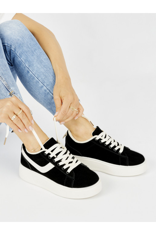 Semišové černé dámské boty na platformě