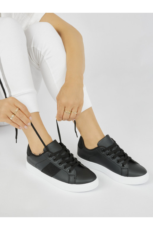 Černé sneakersy na platformě