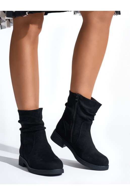 Černé kotníkové dámské kovbojky