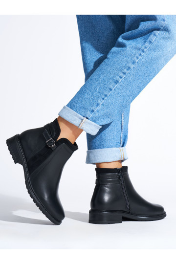 Černé kotníkové boty na nízkém podpatku 2