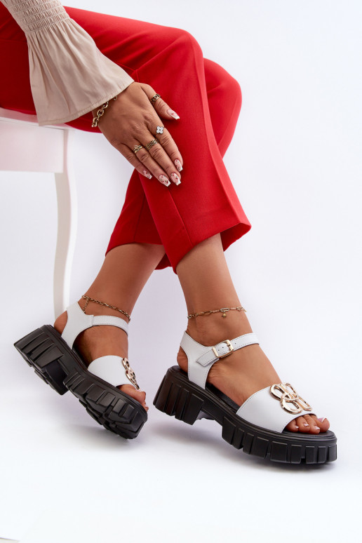 Moteriškos basutės baltos spalvos su... Moteriškos basutės baltos spalvos su...