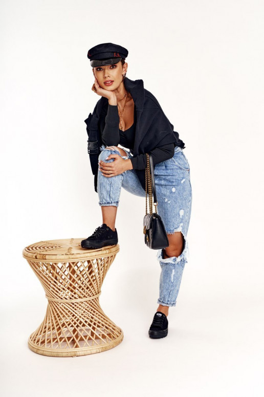 Moteriški batai su plačiais padais...