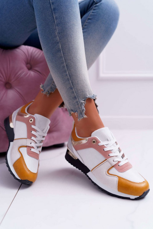 Laisvalaikio batai įvairių spalvų