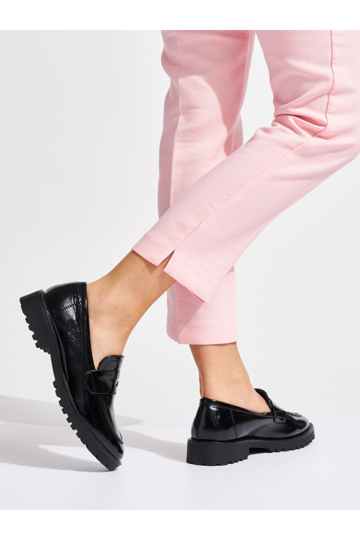 Lakované černé mokasíny