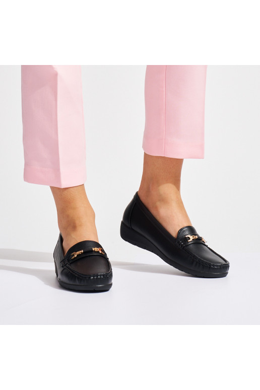 Černé mokasíny dámské zdobené
