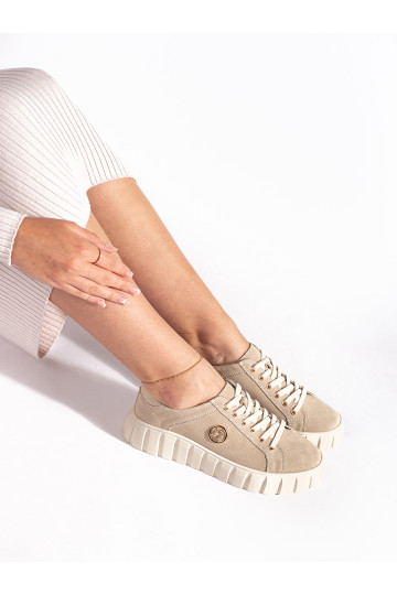 Světle béžové polobotky na platformě ze semišové kůže