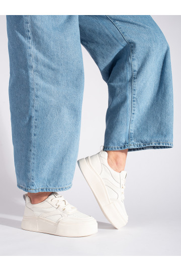 Bílé dámské tenisky na vysoké podrážce