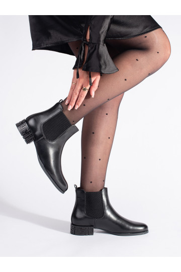 Kotníkové boty s ozdobným podpatkem