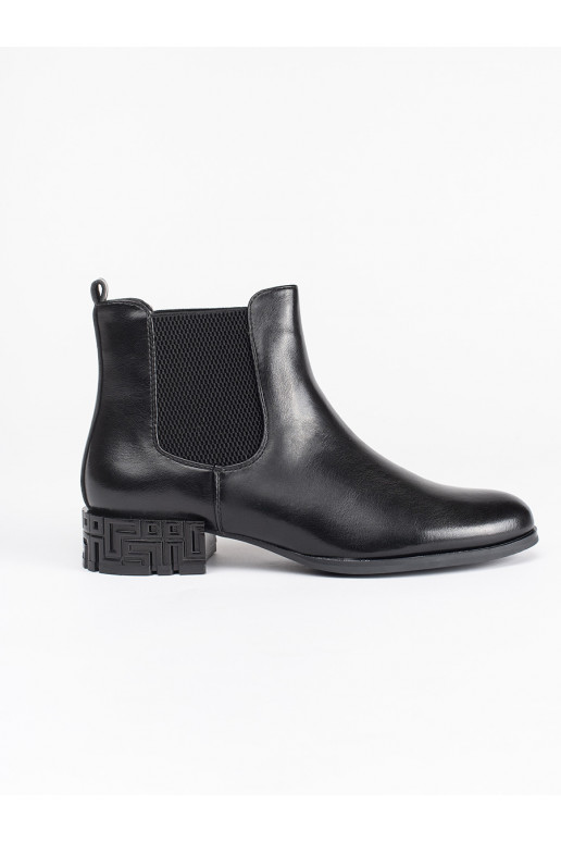 Kotníkové boty s ozdobným podpatkem