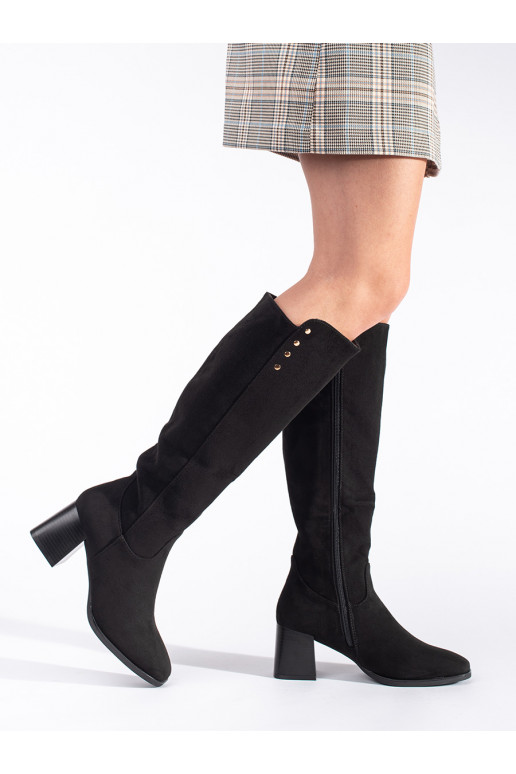 Černé semišové kozačky na sloupkovém podpatku