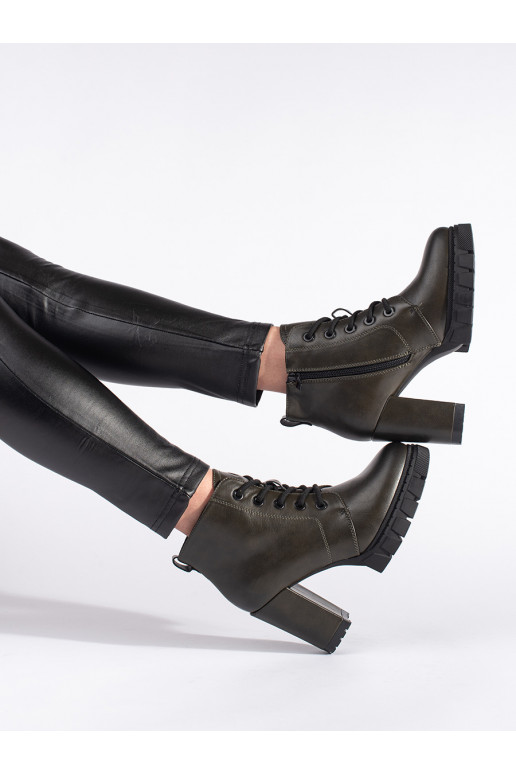 Vysoké tmavě zelené dámské kotníkové boty na sloupku