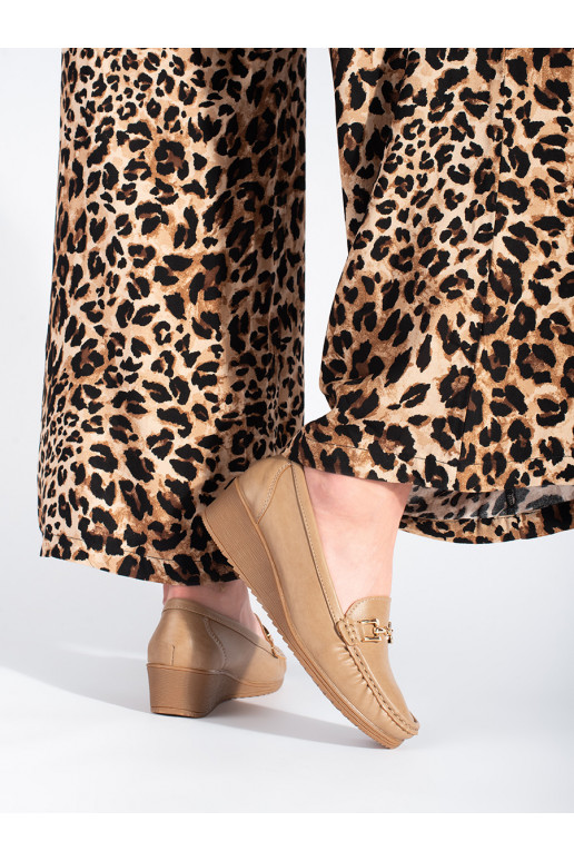 Béžové dámské mokasíny s přezkou