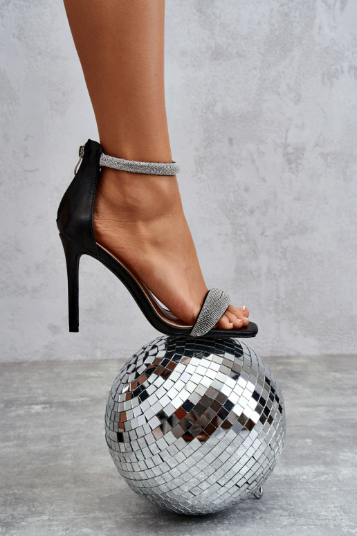 Elegantní Sandály Na Podpatku Černá Patricio Elegantní Sandály Na Podpatku Černá Patricio