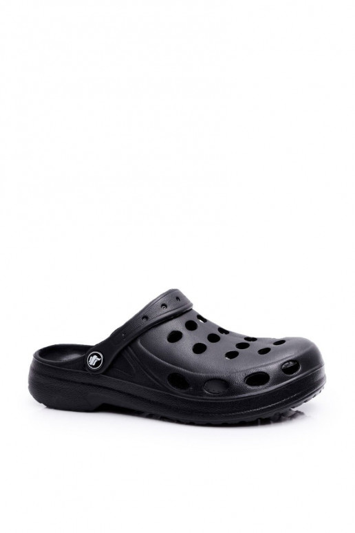  Šlepetės juodos spalvos  EVA