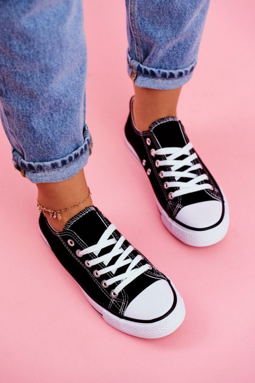 Klasikinio modelio laisvalaikio batai juodos spalvos su baltos spalvos padais