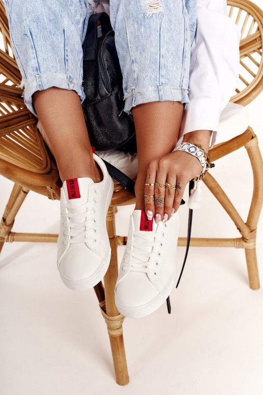 sportbačiai su dekoratyvinėmis juostelėmis BIG STAR DD274685 baltos spalvos