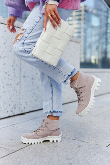 Zomšiniai aulinukai  su dirželiais Dalles