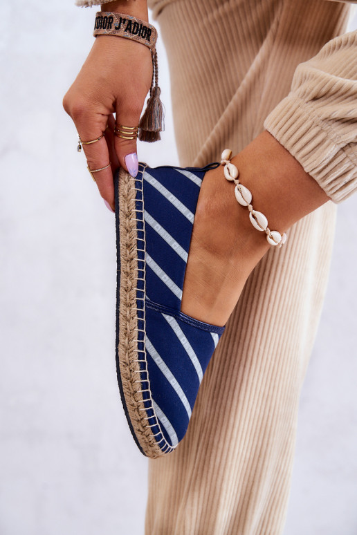 Klasikinio modelio espadrilės Big Star JJ274960 tamsiai mėlynos spalvos  Klasikinio modelio espadrilės Big Star JJ274960 tamsiai mėlynos spalvos