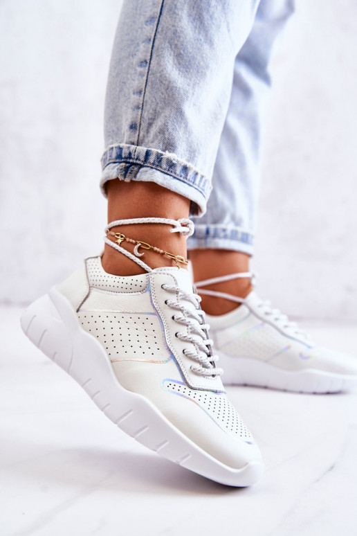 Klasikinio modelio  Sneakers batai modelio batai baltos spalvos Carly Klasikinio modelio  Sneakers batai modelio batai baltos spalvos Carly