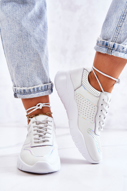 Klasikinio modelio  Sneakers batai modelio batai baltos spalvos Carly Klasikinio modelio  Sneakers batai modelio batai baltos spalvos Carly
