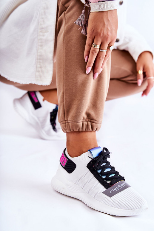 Sneakers modelio batai baltos spalvos Klayra Sneakers modelio batai baltos spalvos Klayra
