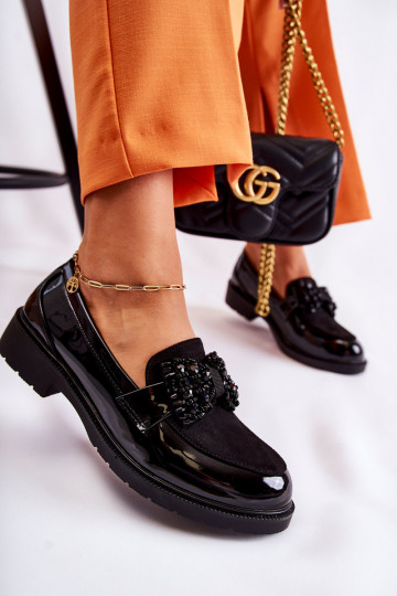 batai su lako efektu su kaspinais juodos spalvos Laurent