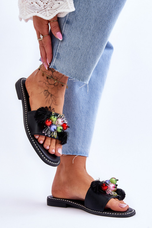 Pantofle s ozdobnými korálky S.Barski KV-2775-47 Černé