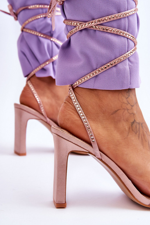 Elegantní vázané sandály s kamínky Nude Nessy Elegantní vázané sandály s kamínky Nude Nessy
